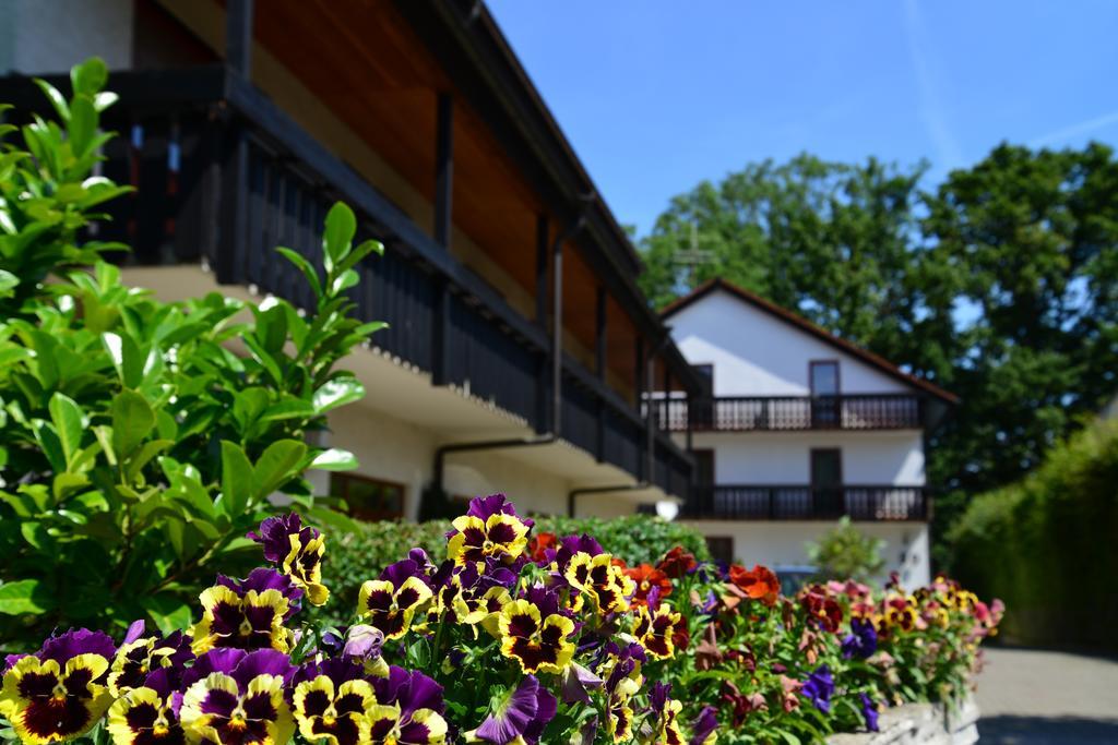 Hotel Am Buchwald Esslingen am Neckar Buitenkant foto